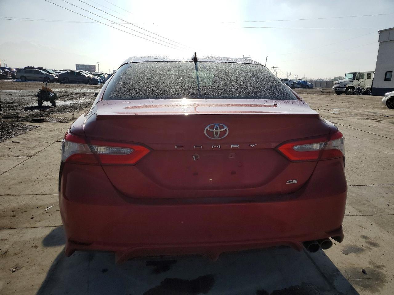 2019 TOYOTA CAMRY