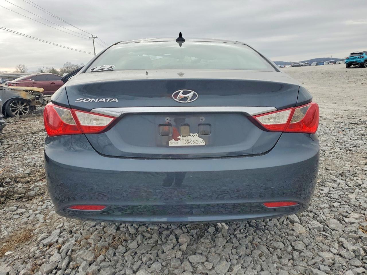 2011 HYUNDAI SONATA