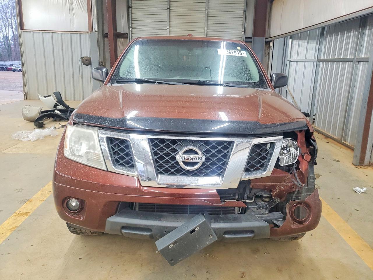 2017 NISSAN Frontier
