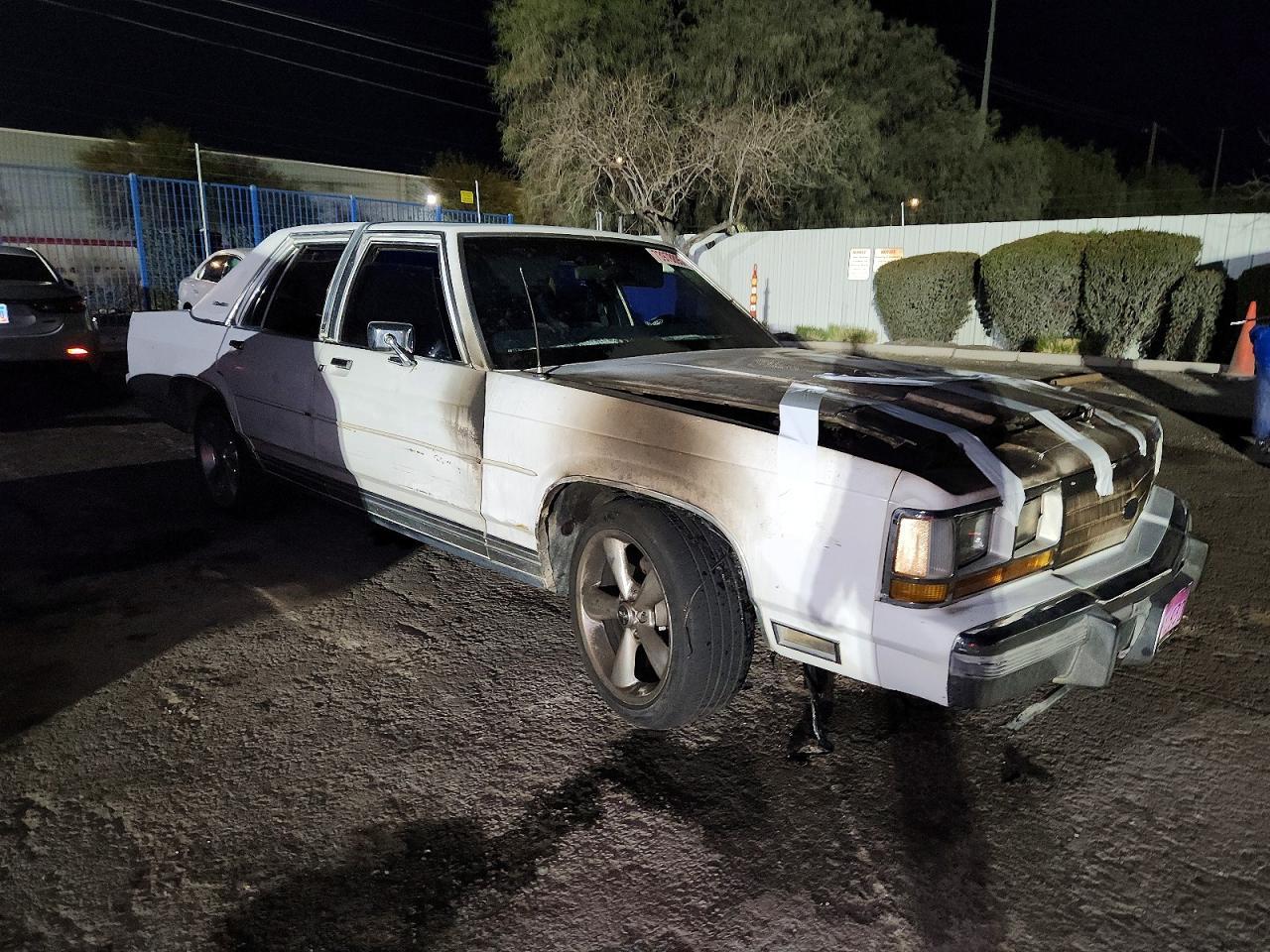 1989 FORD Crown Vict
