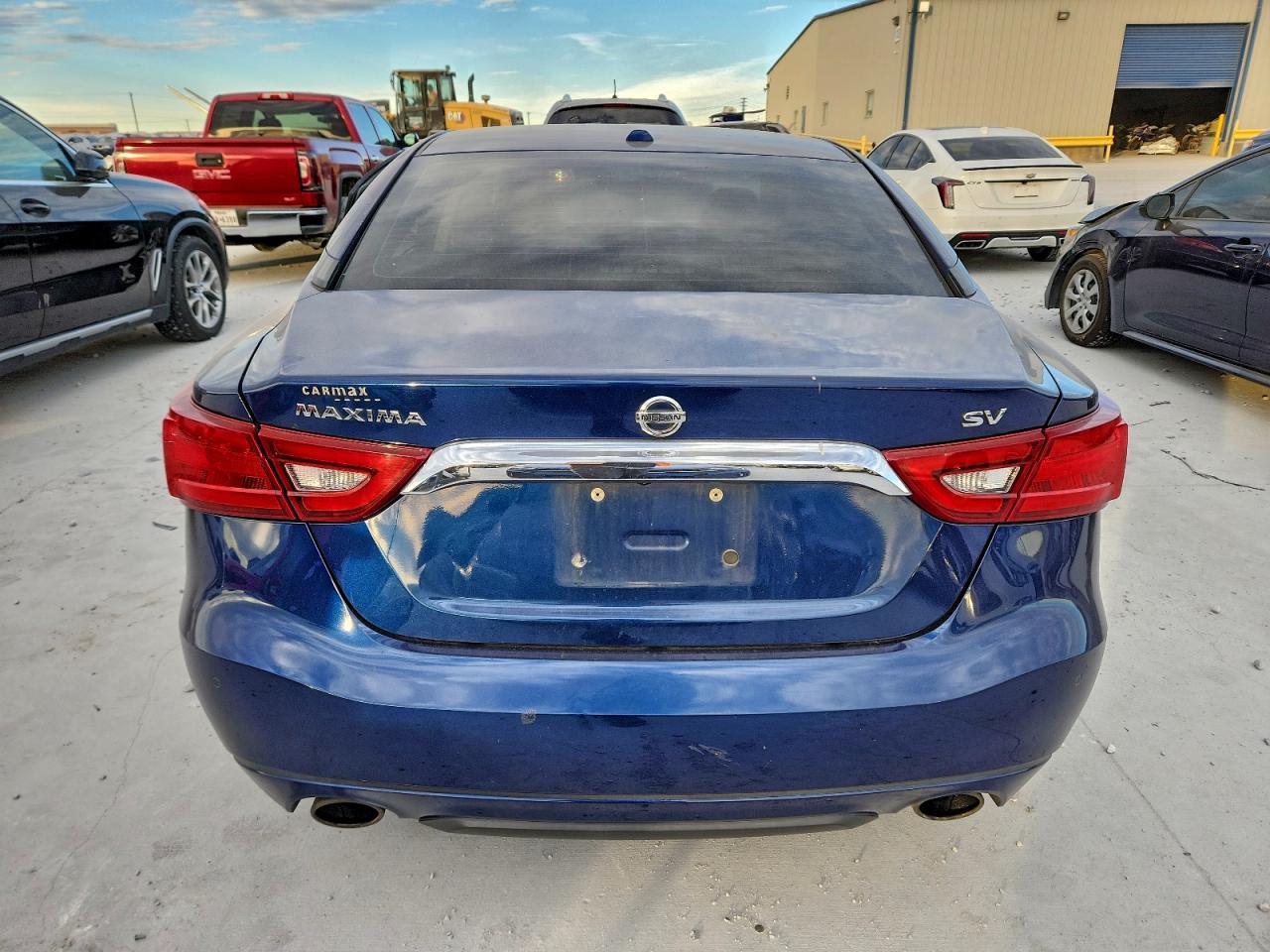 2017 NISSAN Maxima