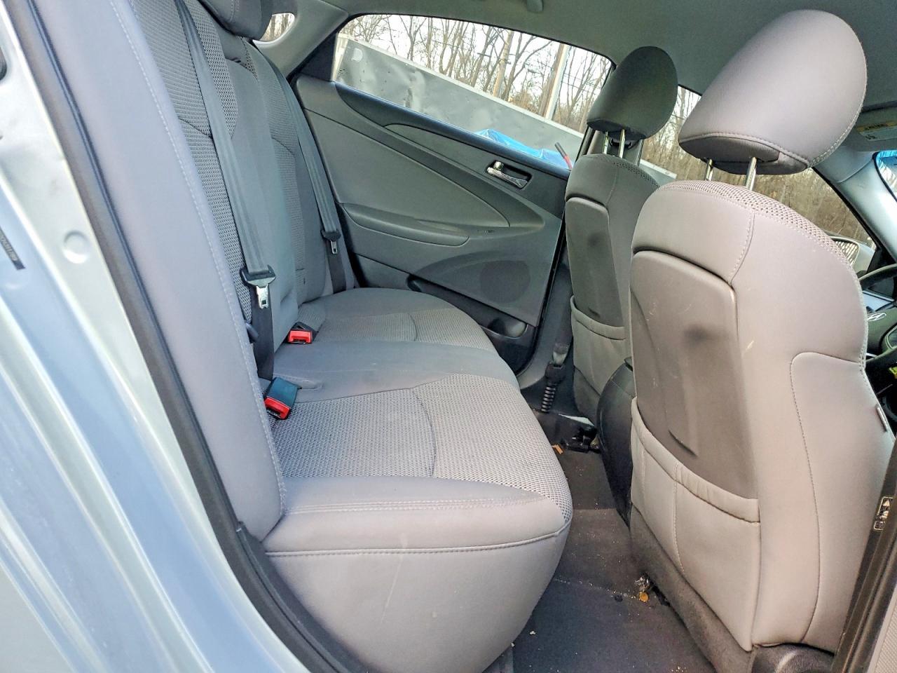 2012 HYUNDAI SONATA