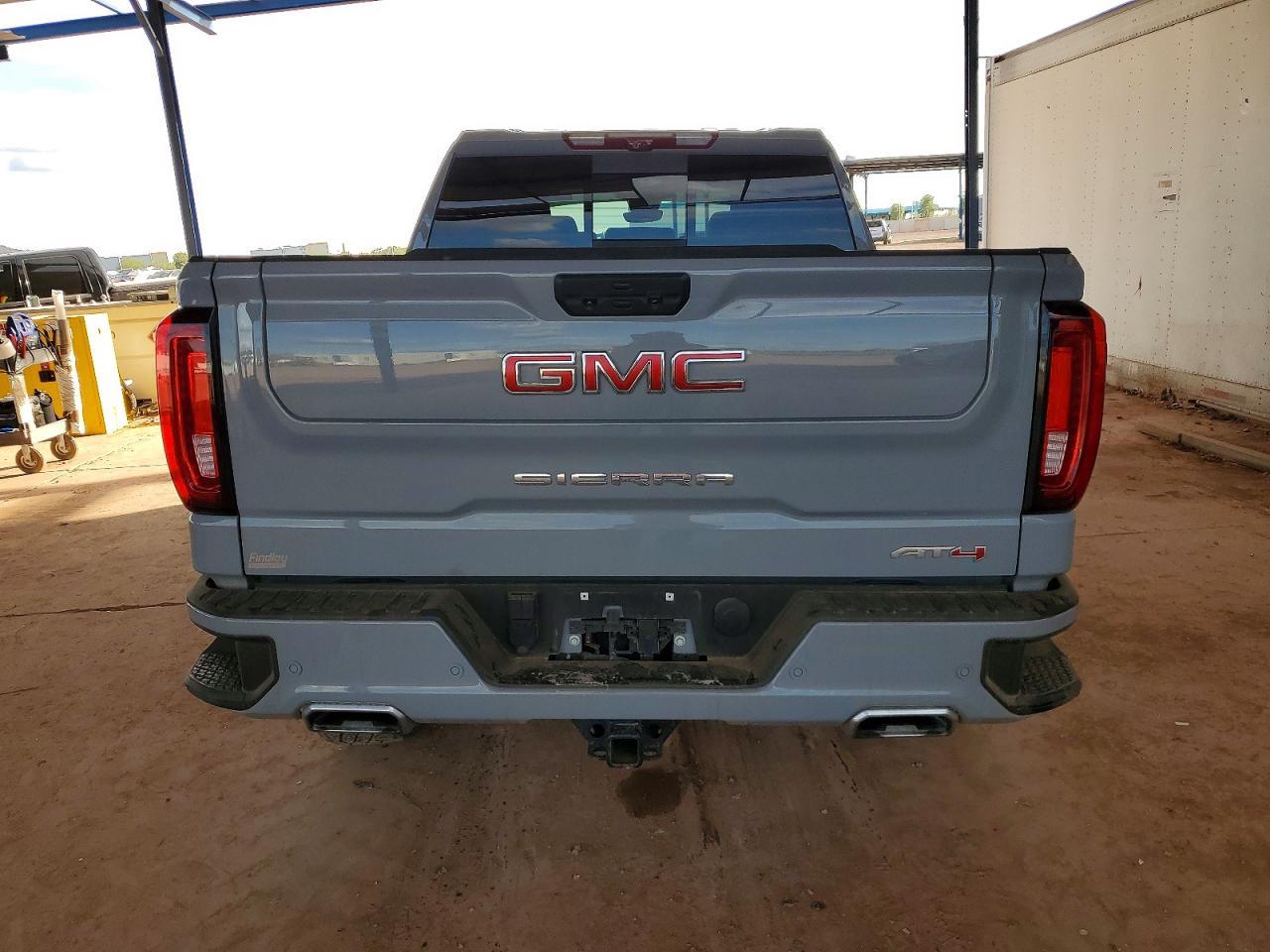 2024 GMC Sierra