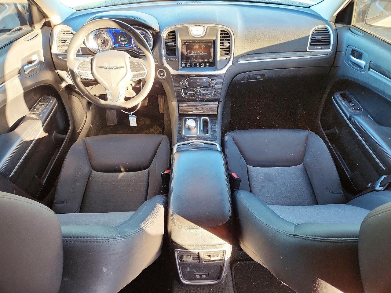 2021 CHRYSLER 300