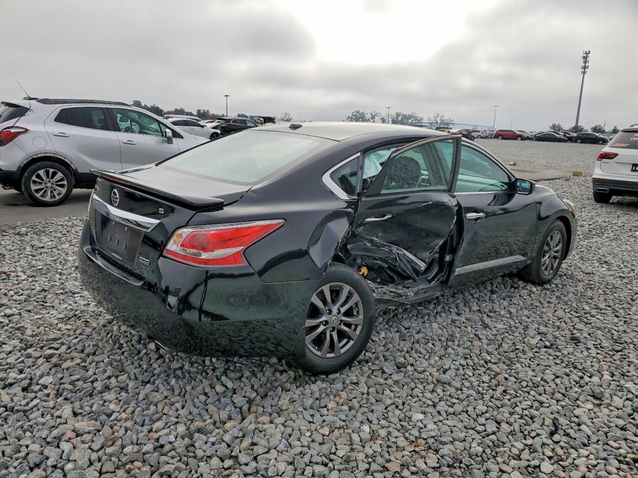 2015 NISSAN ALTIMA