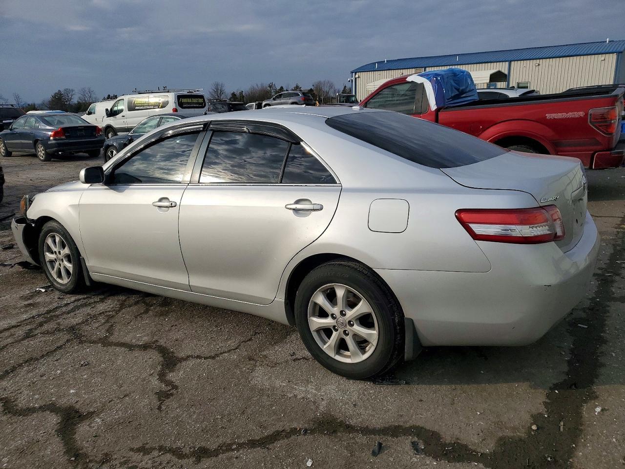 2010 TOYOTA CAMRY