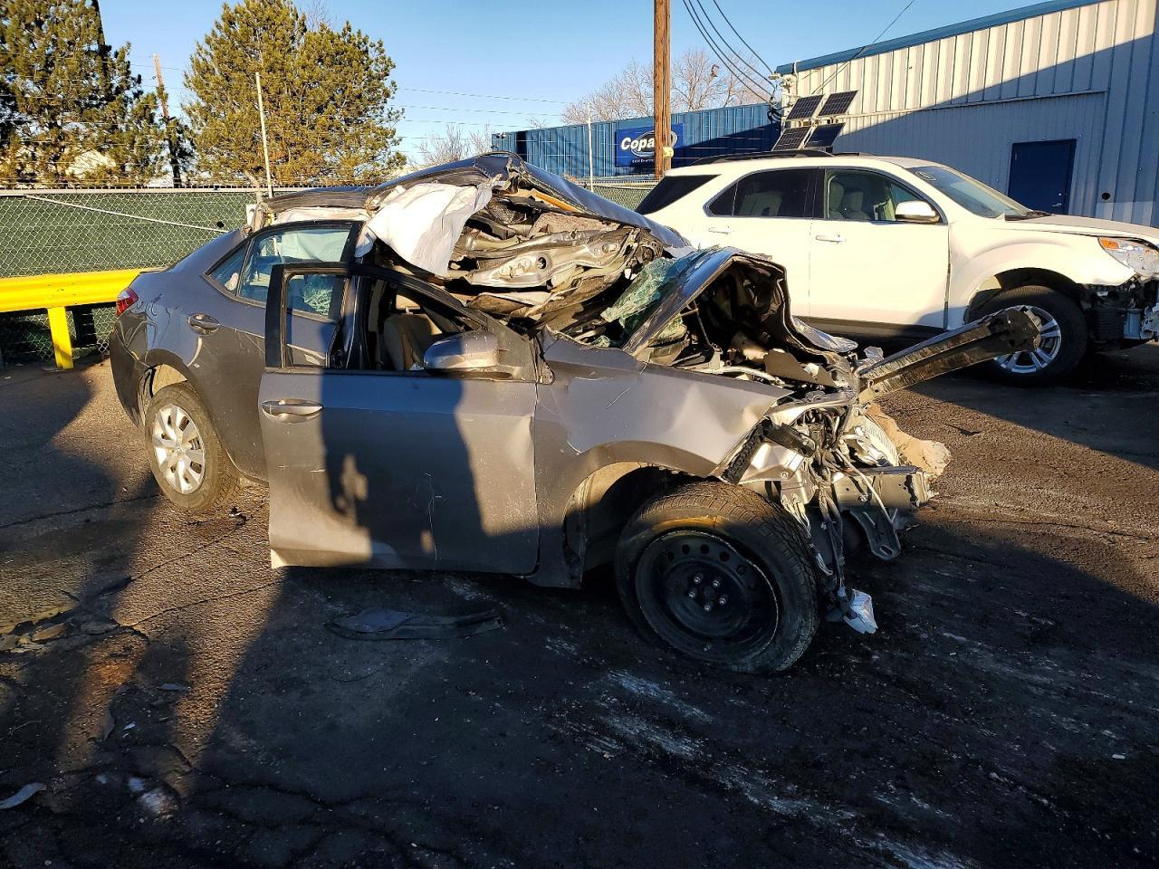 2015 TOYOTA COROLLA