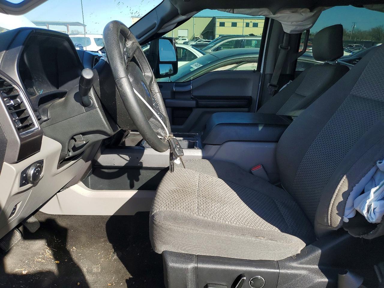 2015 FORD F-150