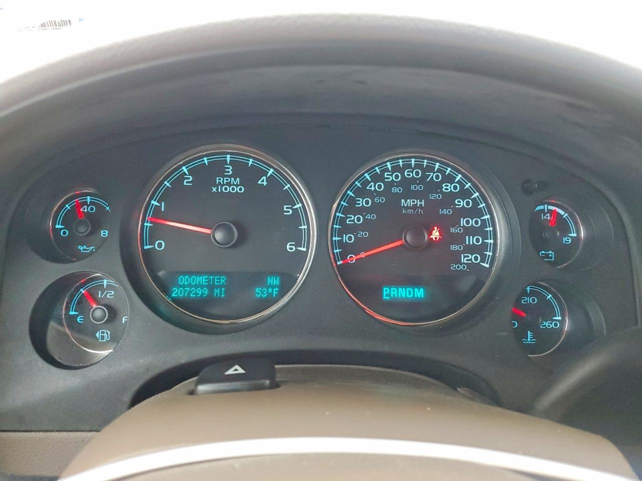 2011 CHEVROLET Tahoe