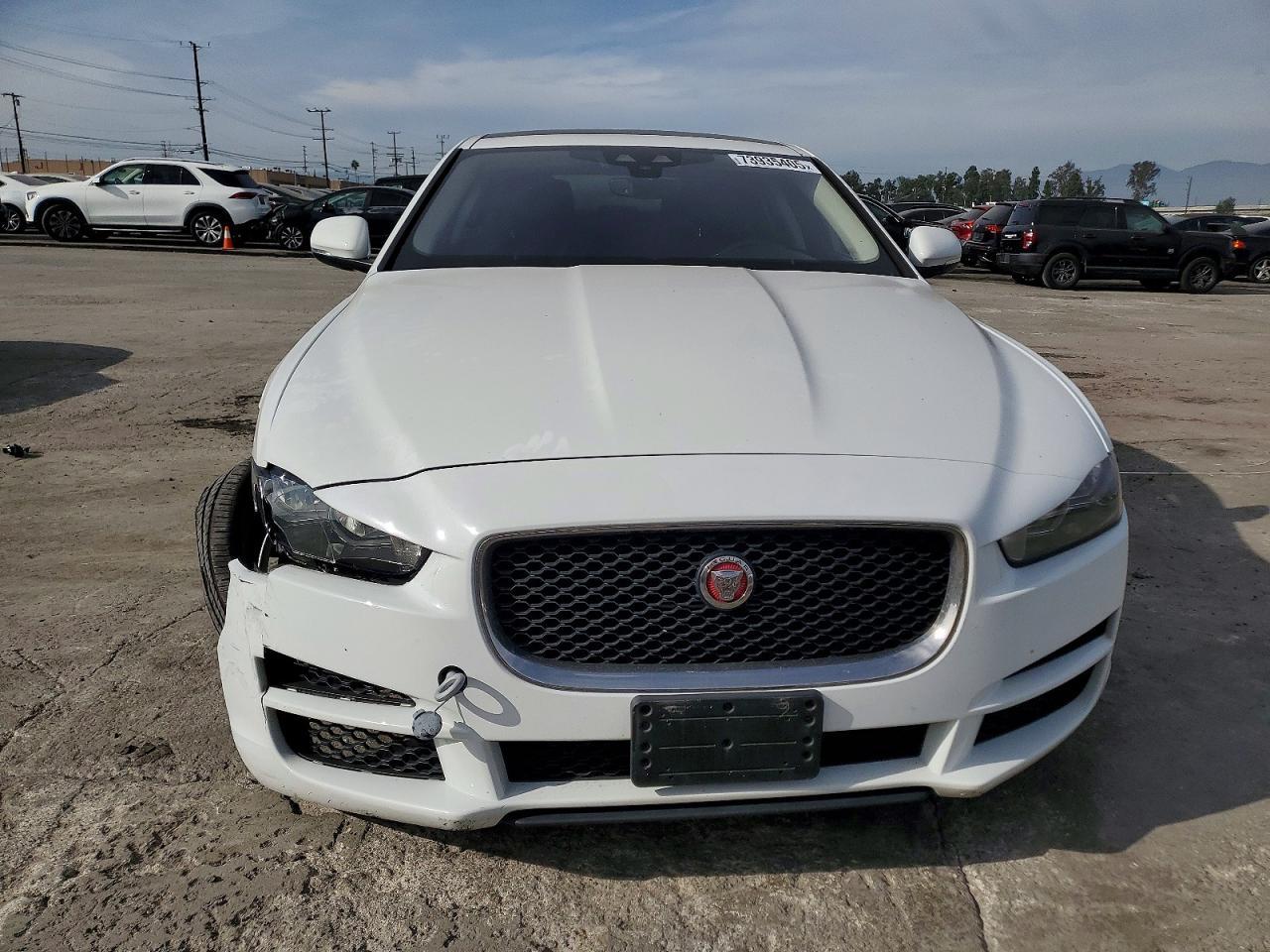 2019 JAGUAR XE