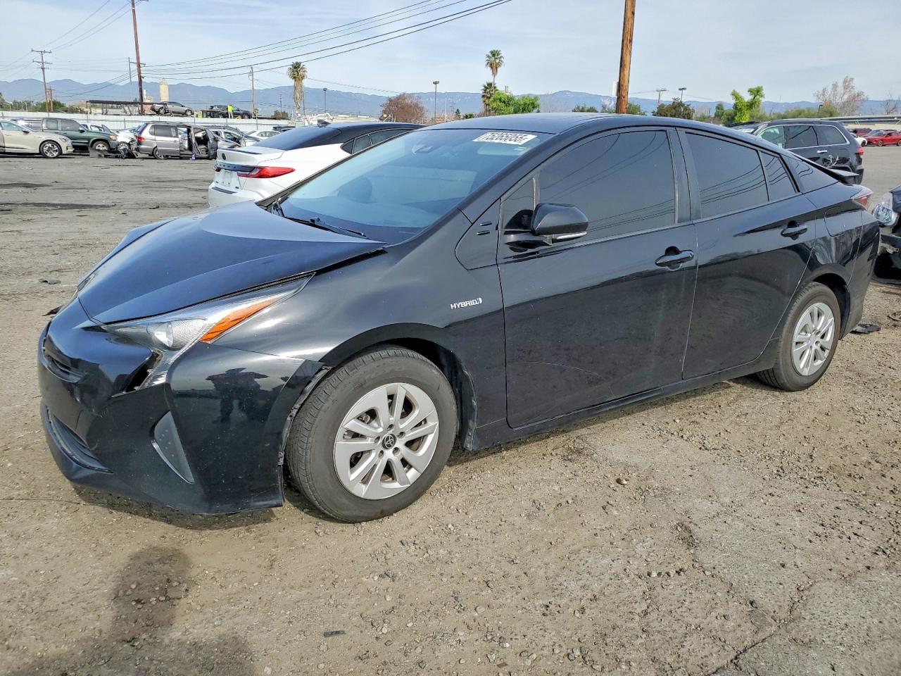 2017 TOYOTA PRIUS