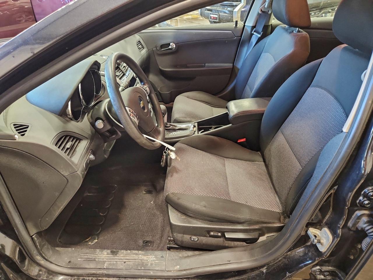 2011 CHEVROLET MALIBU