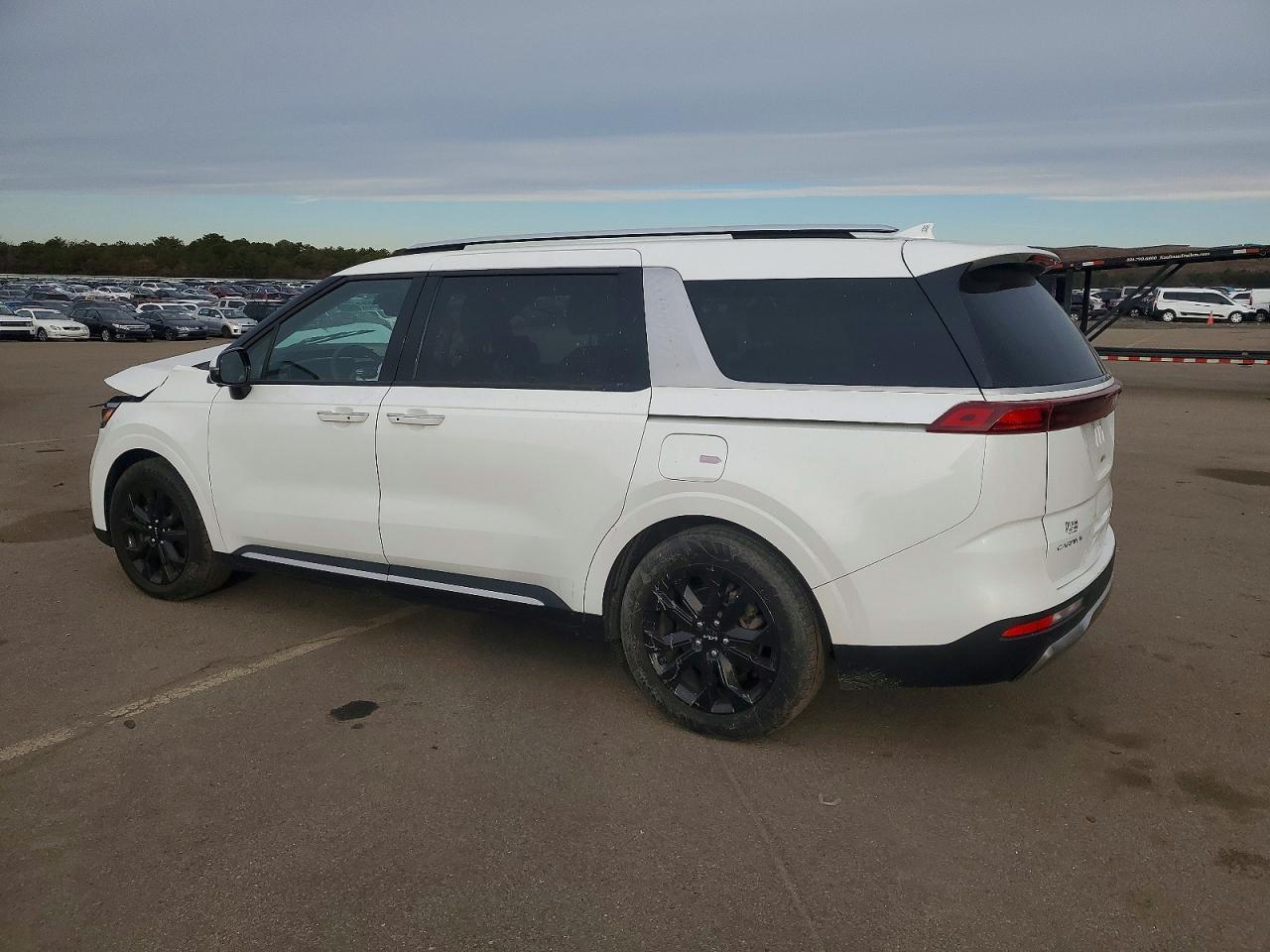 2024 KIA Carnival