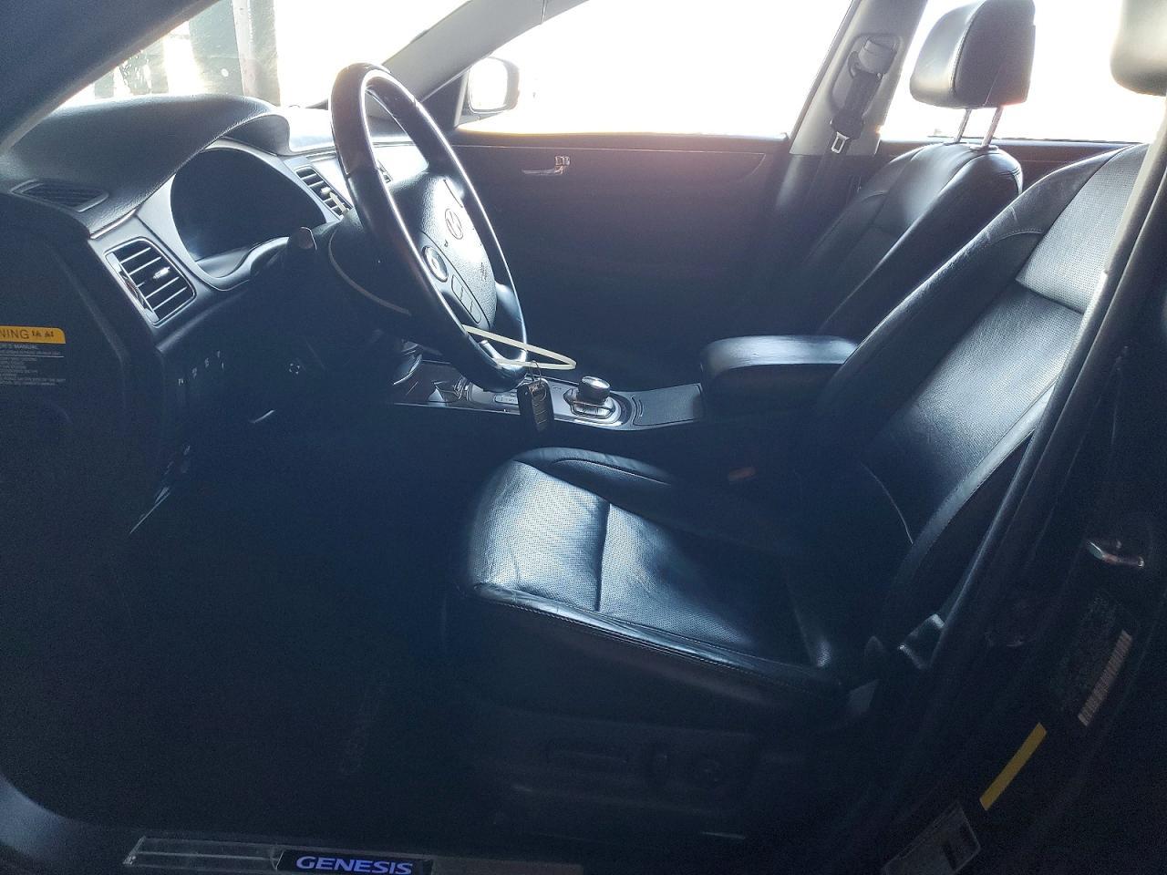 2011 HYUNDAI GENESIS