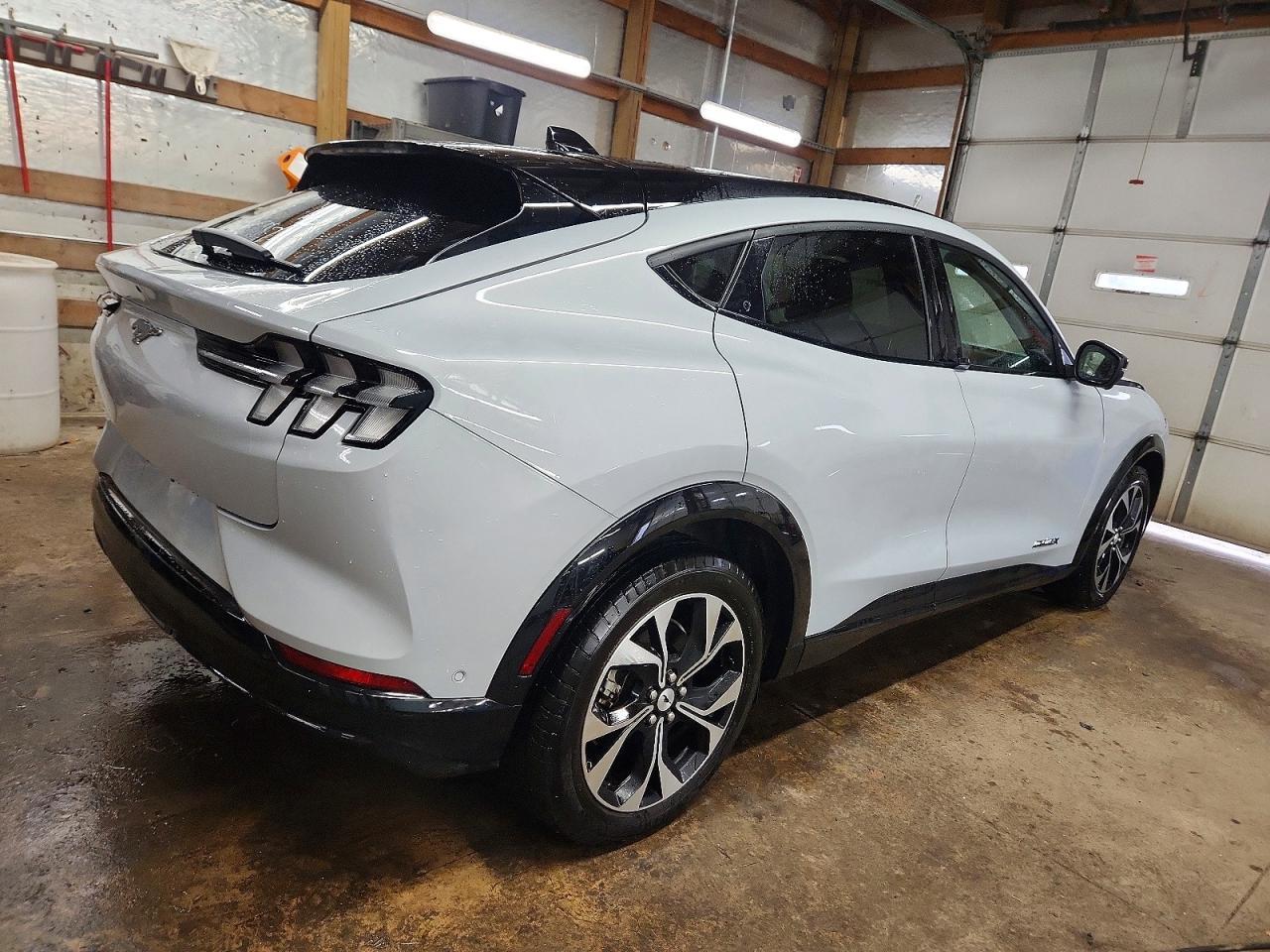 2023 FORD Mustang Mach-E