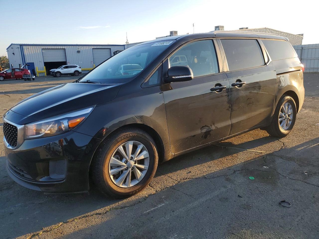 2017 KIA SEDONA