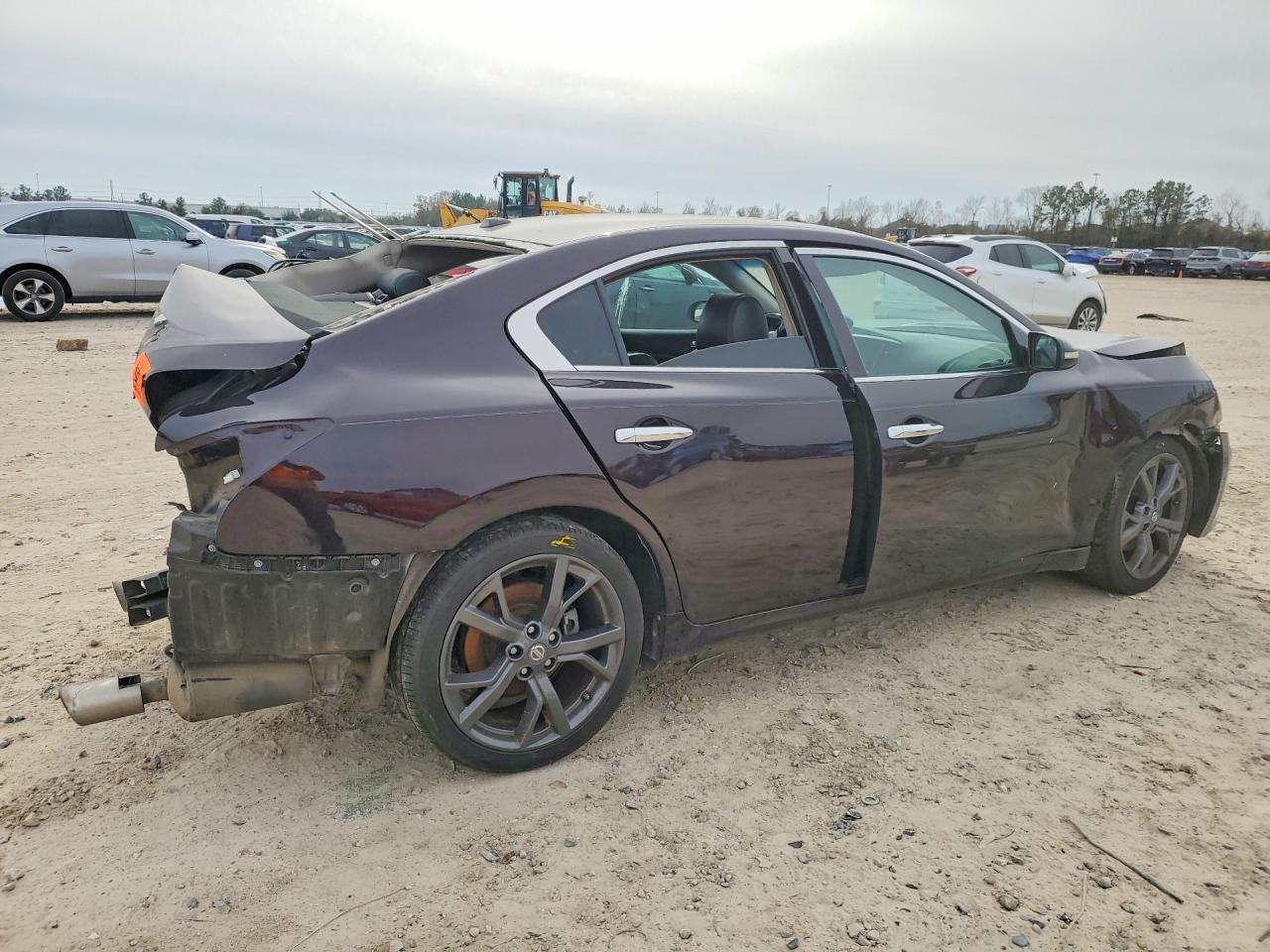 2014 NISSAN Maxima