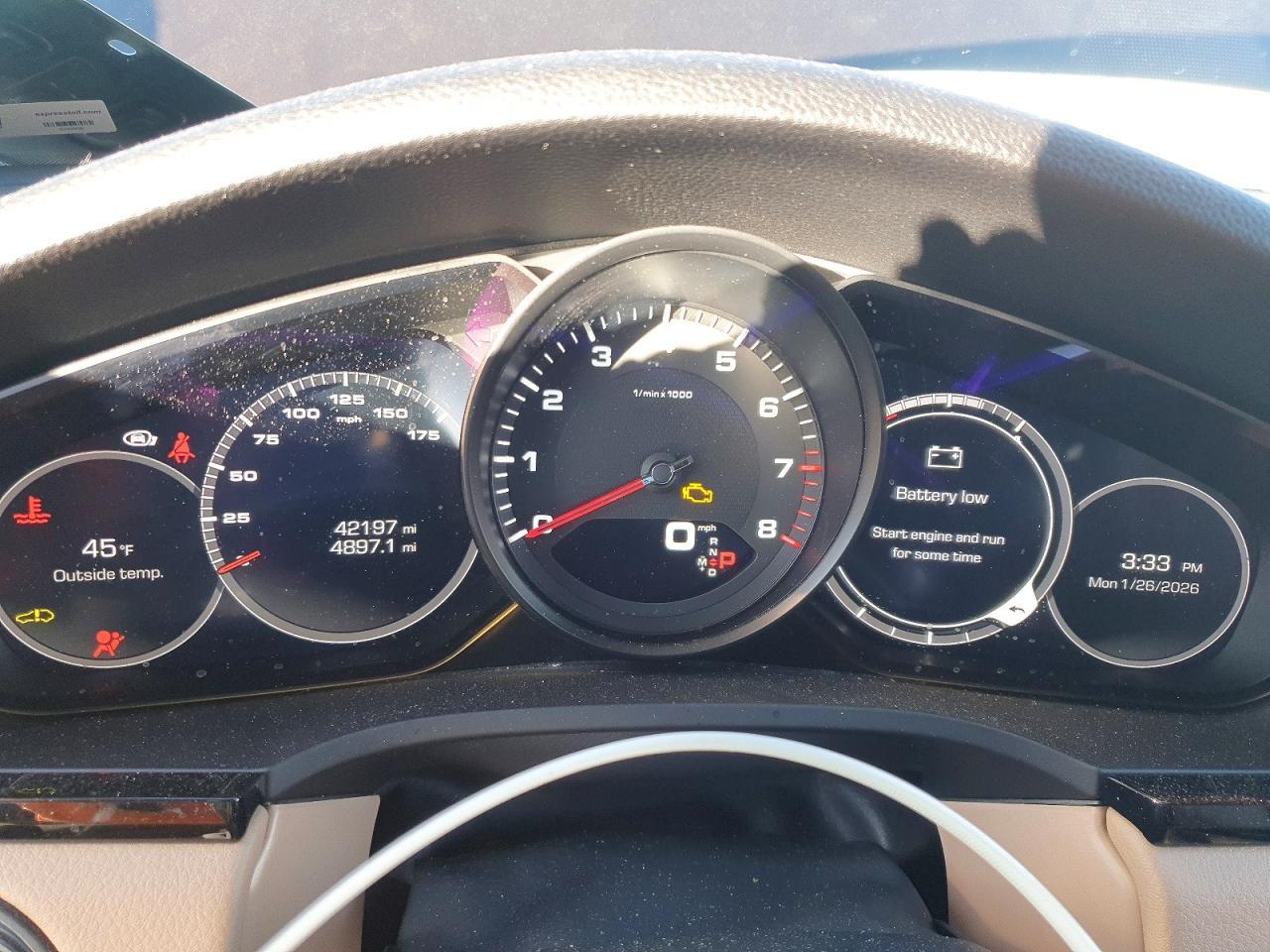 2020 PORSCHE CAYENNE