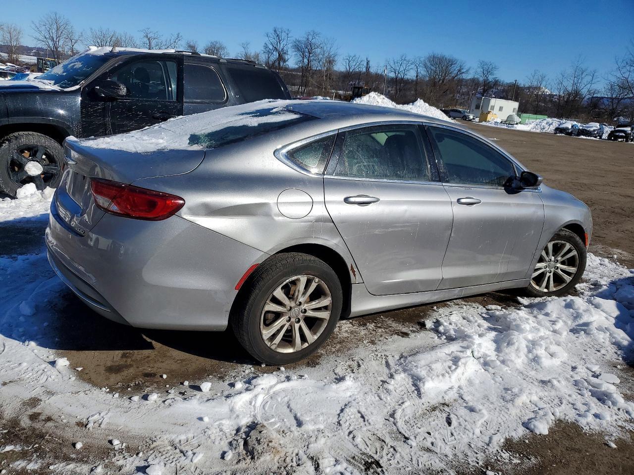 2015 CHRYSLER 200