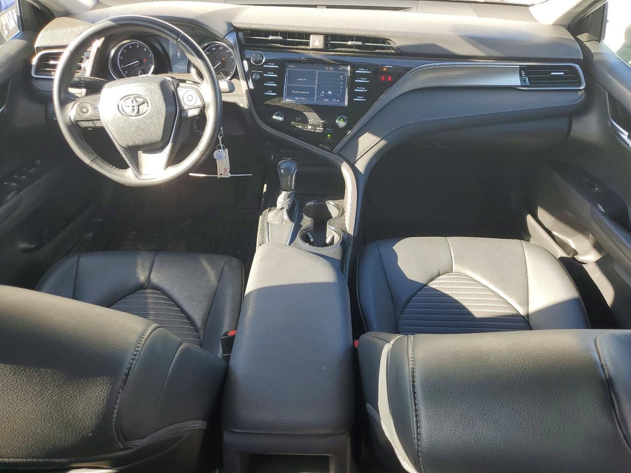 2019 TOYOTA CAMRY