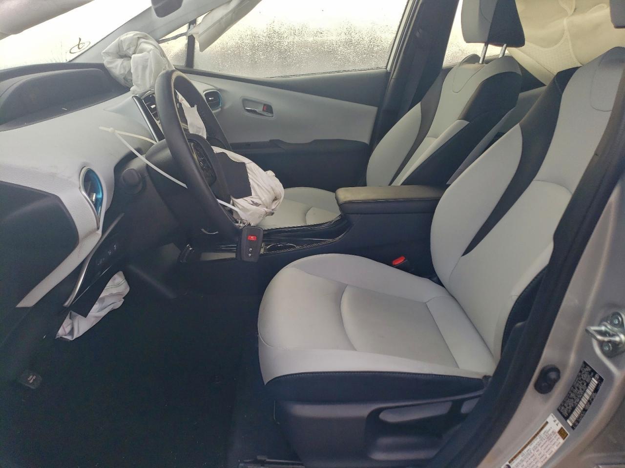 2022 TOYOTA PRIUS