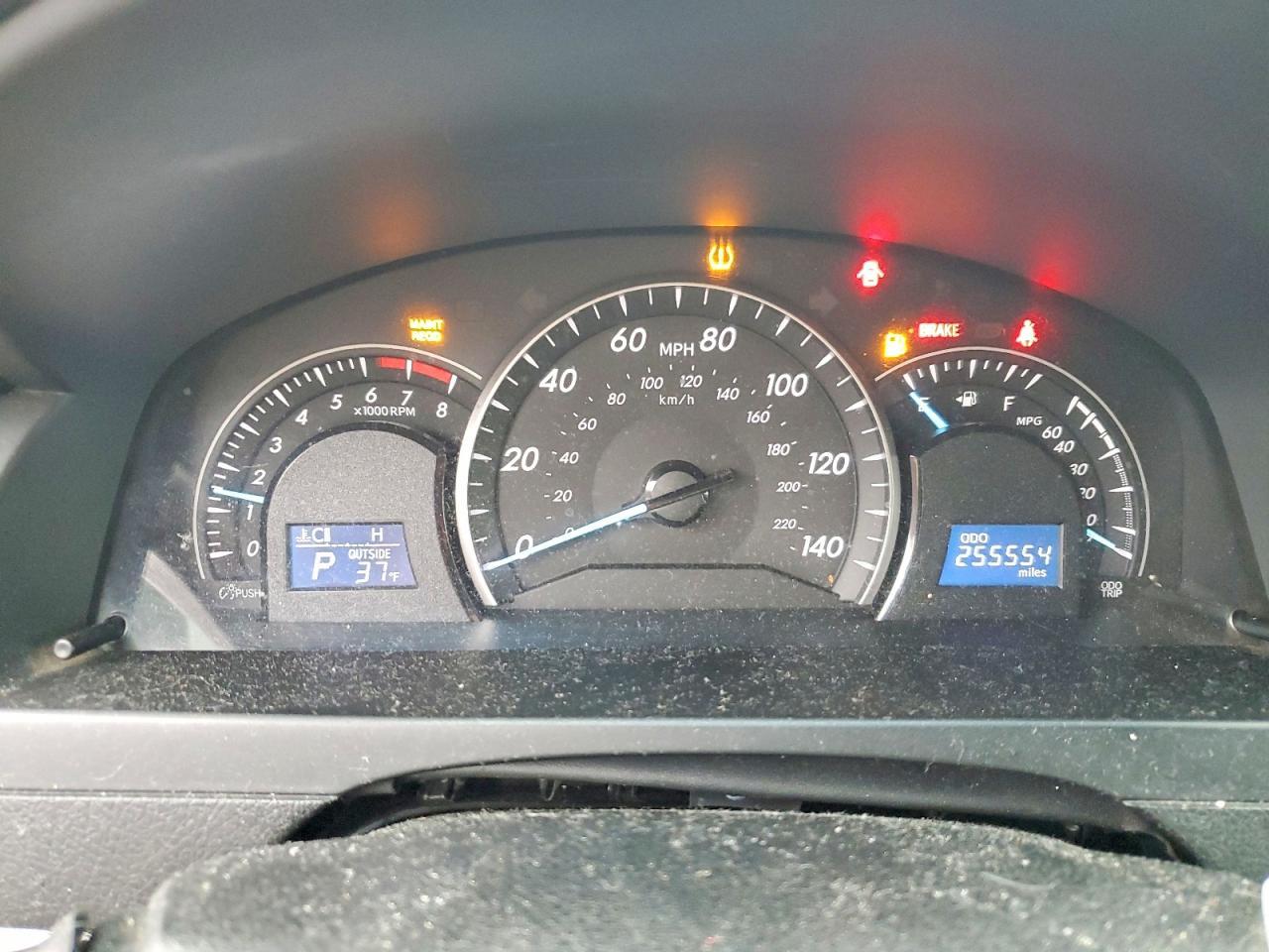 2012 TOYOTA CAMRY
