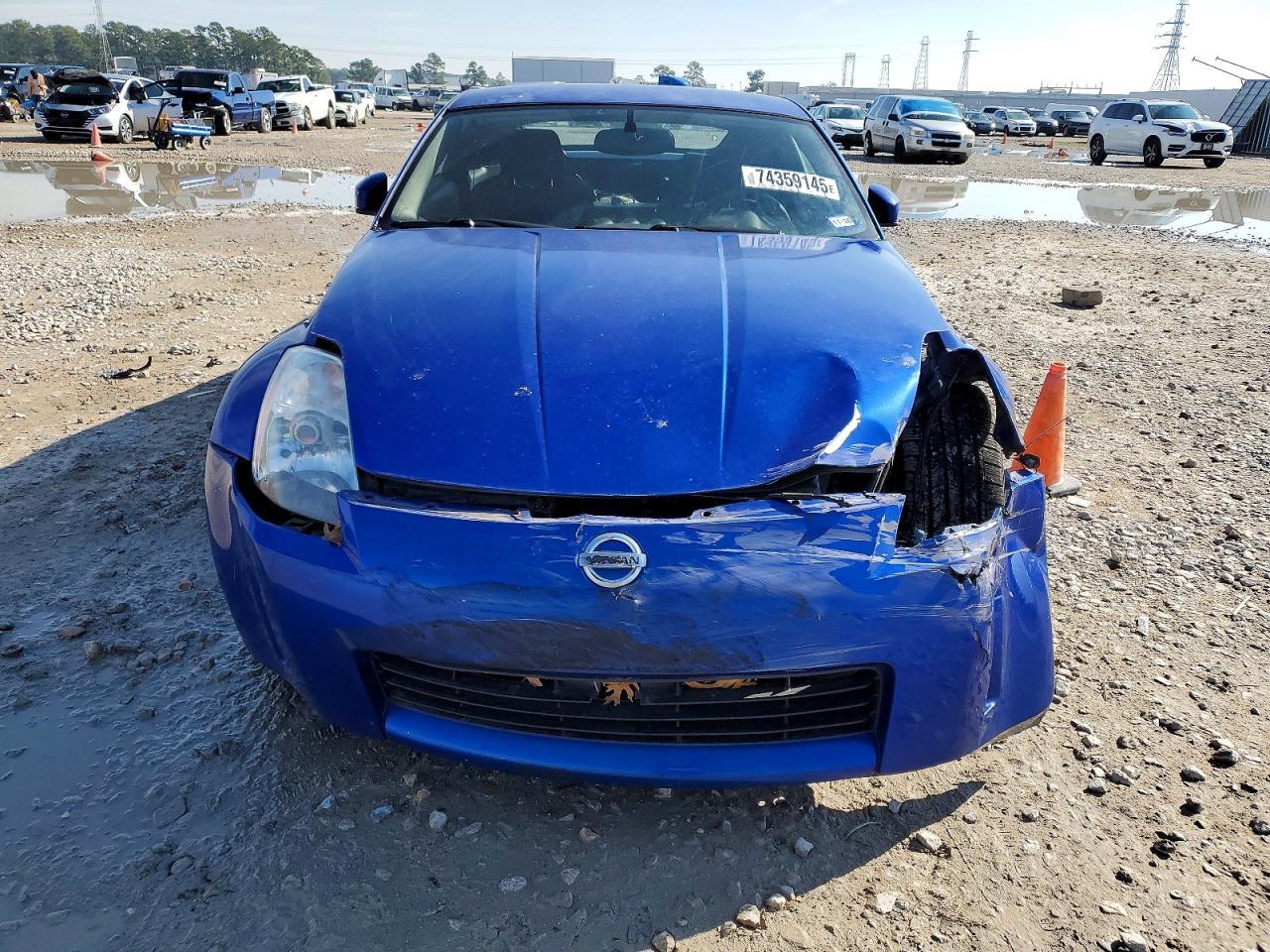 2003 NISSAN Z