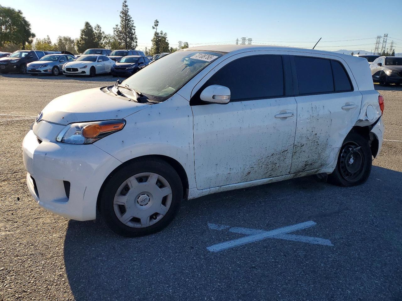 2014 TOYOTA SCION