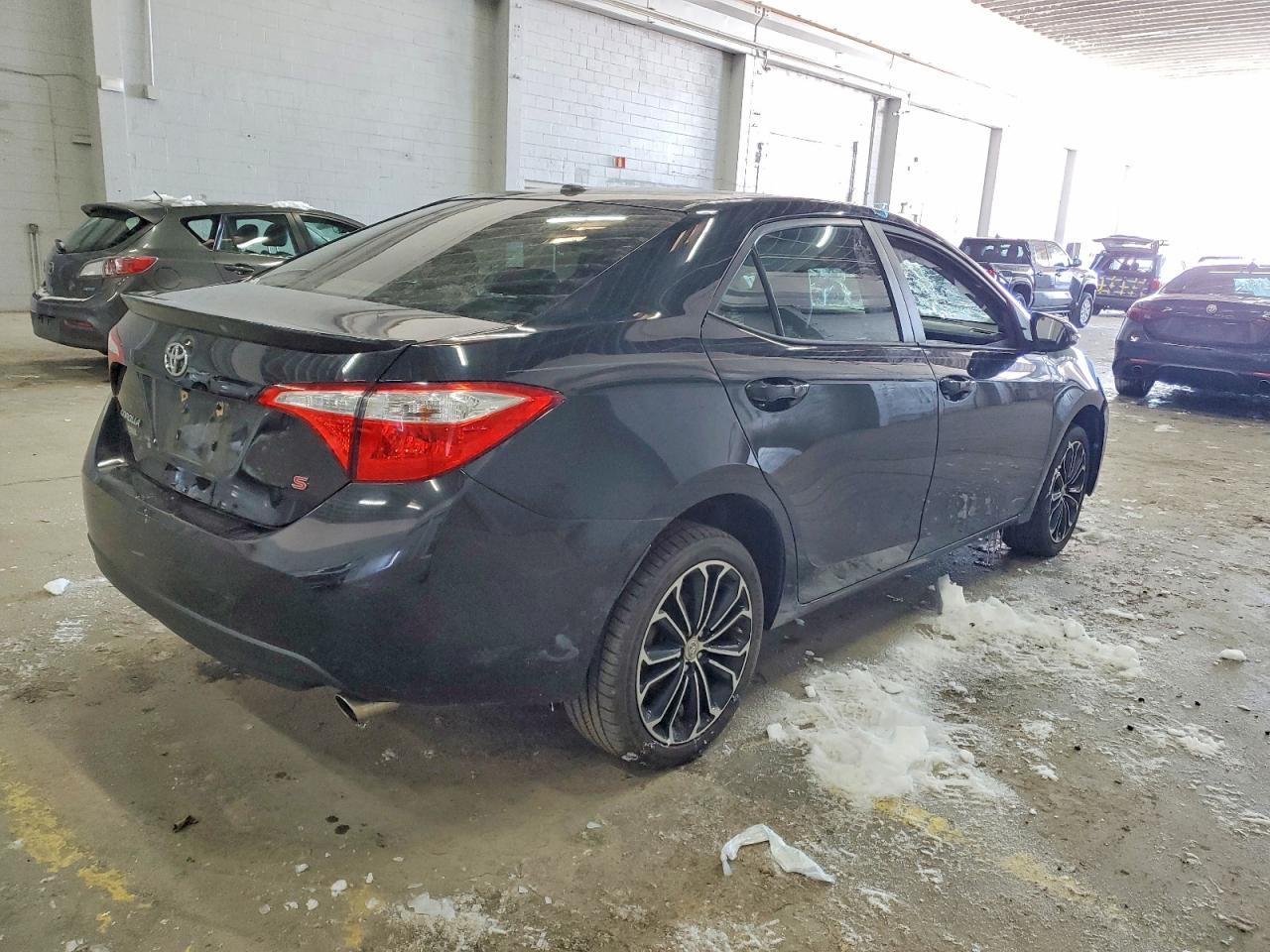 2016 TOYOTA COROLLA