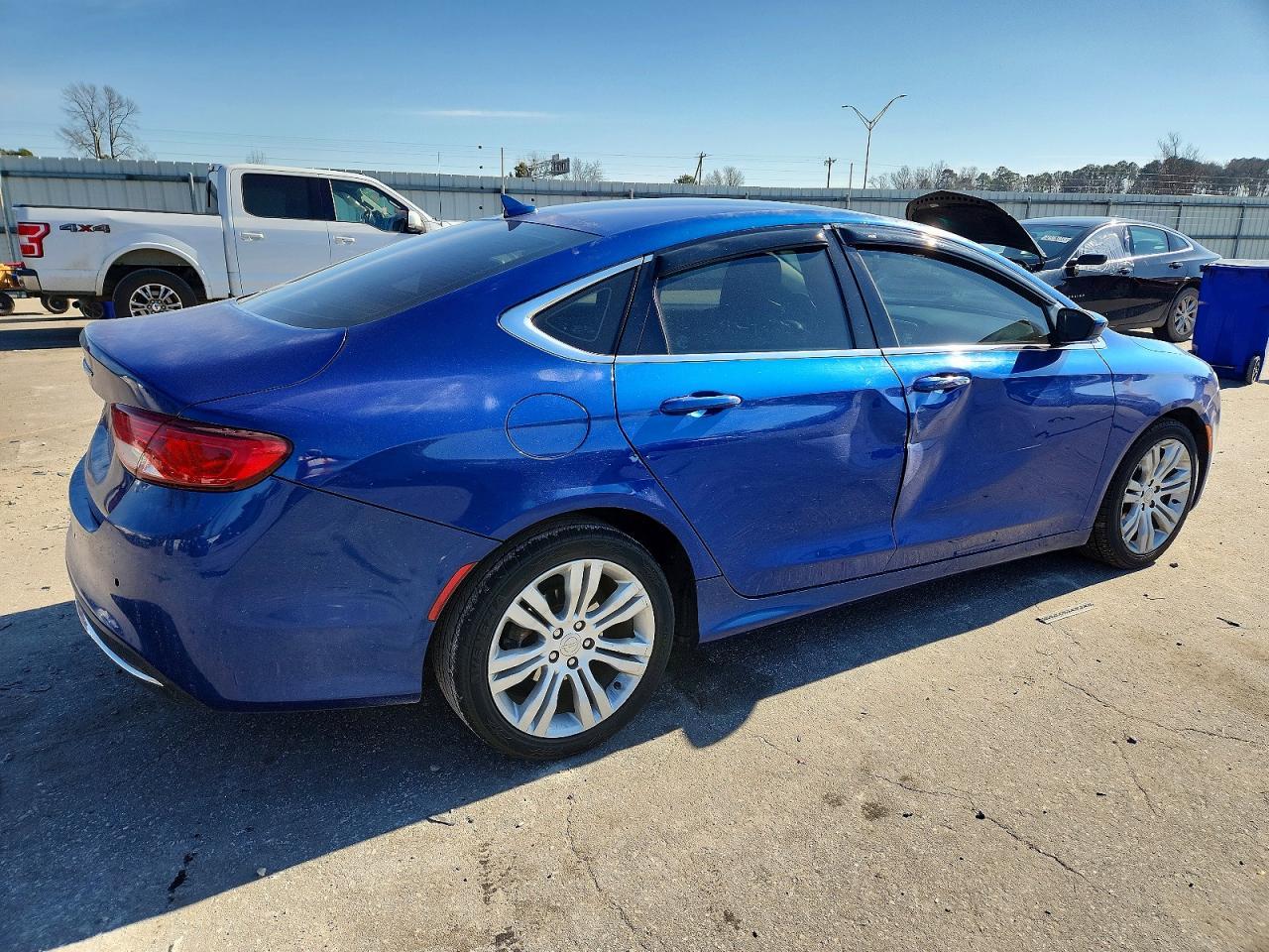 2015 CHRYSLER 200