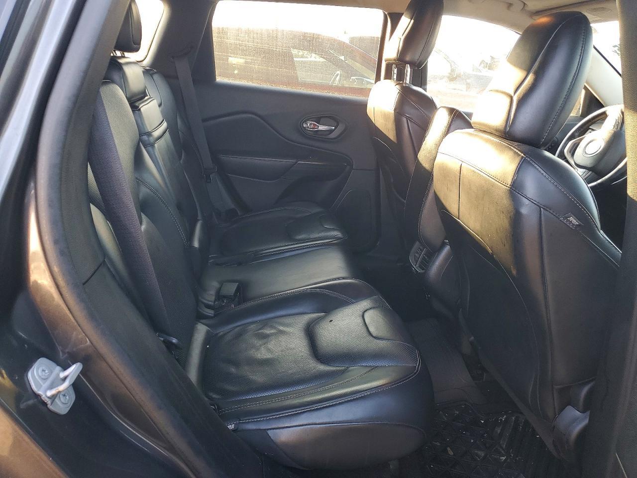 2016 JEEP CHEROKEE
