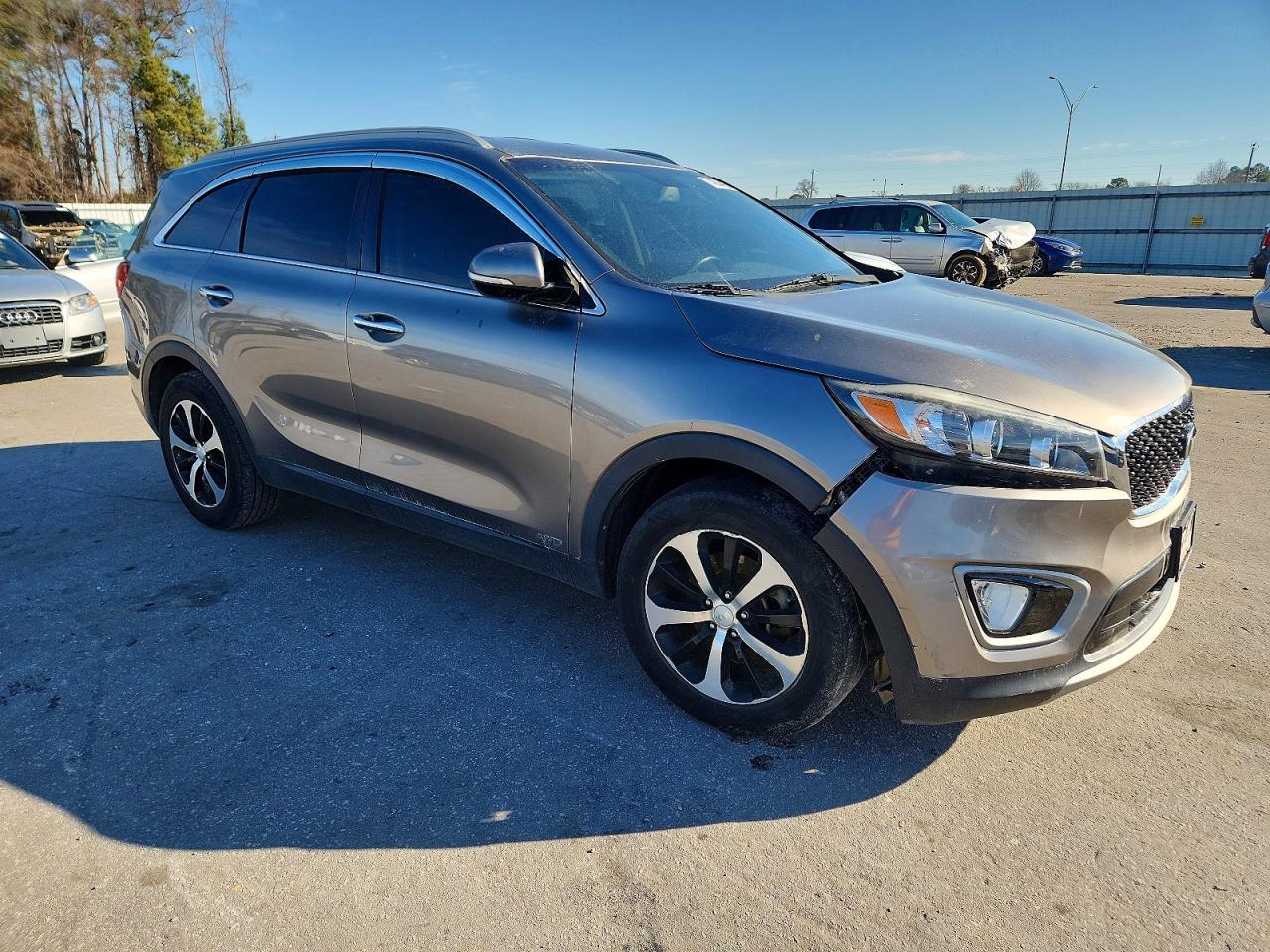2016 KIA SORENTO