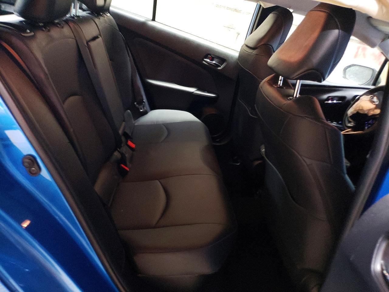 2022 TOYOTA PRIUS