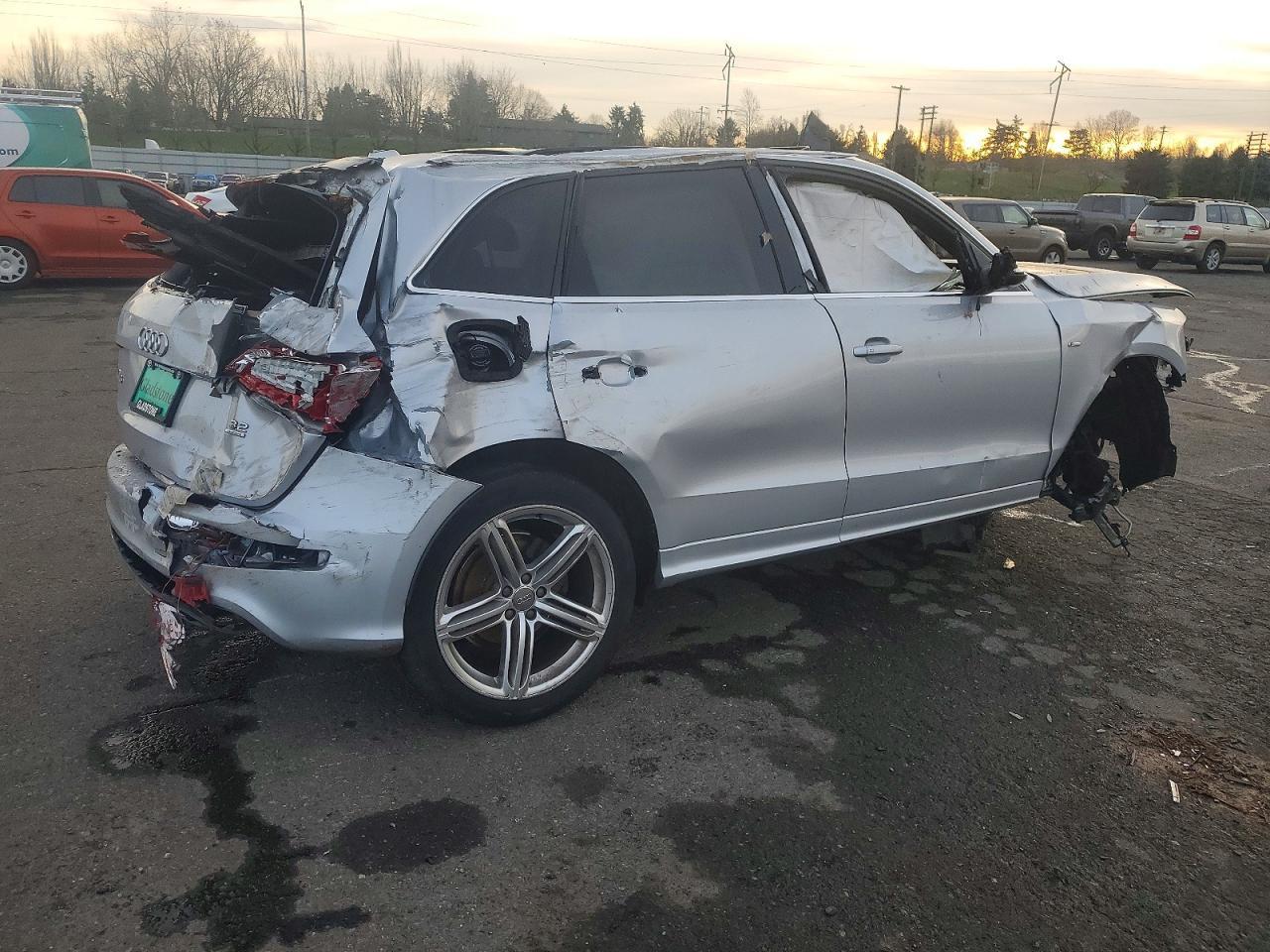 2010 AUDI Q5