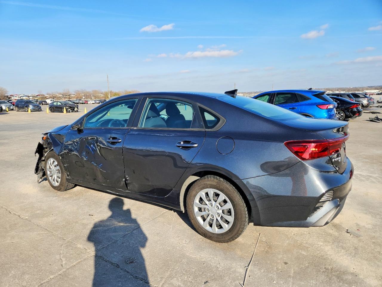 2023 KIA FORTE