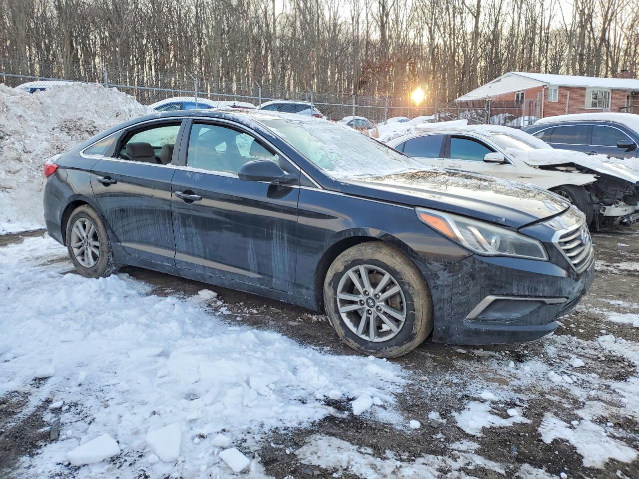 2016 HYUNDAI SONATA