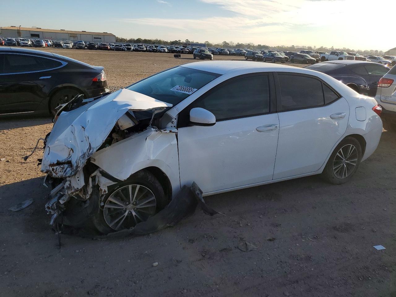 2016 TOYOTA COROLLA