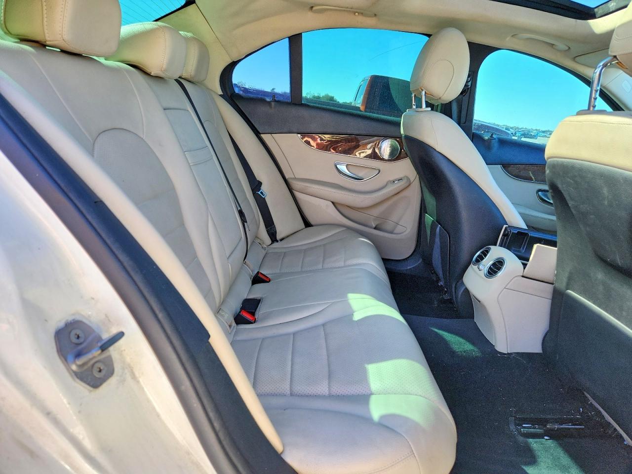 2016 MERCEDES-BENZ C-CLASS