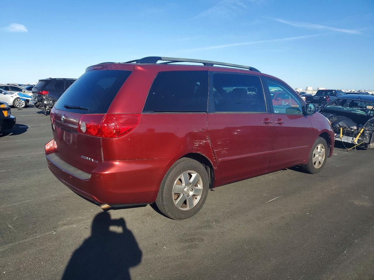 2007 TOYOTA SIENNA