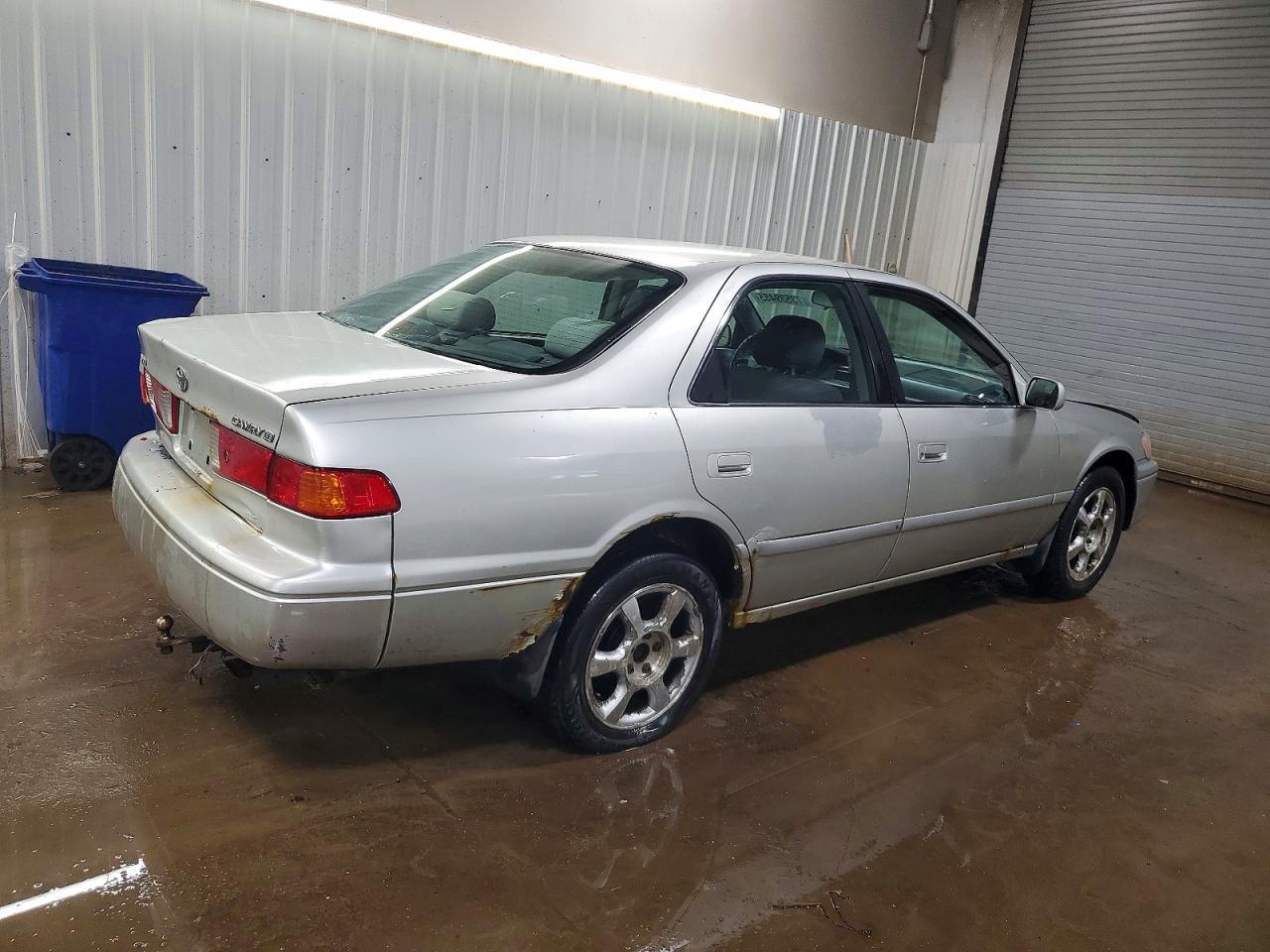 2000 TOYOTA CAMRY