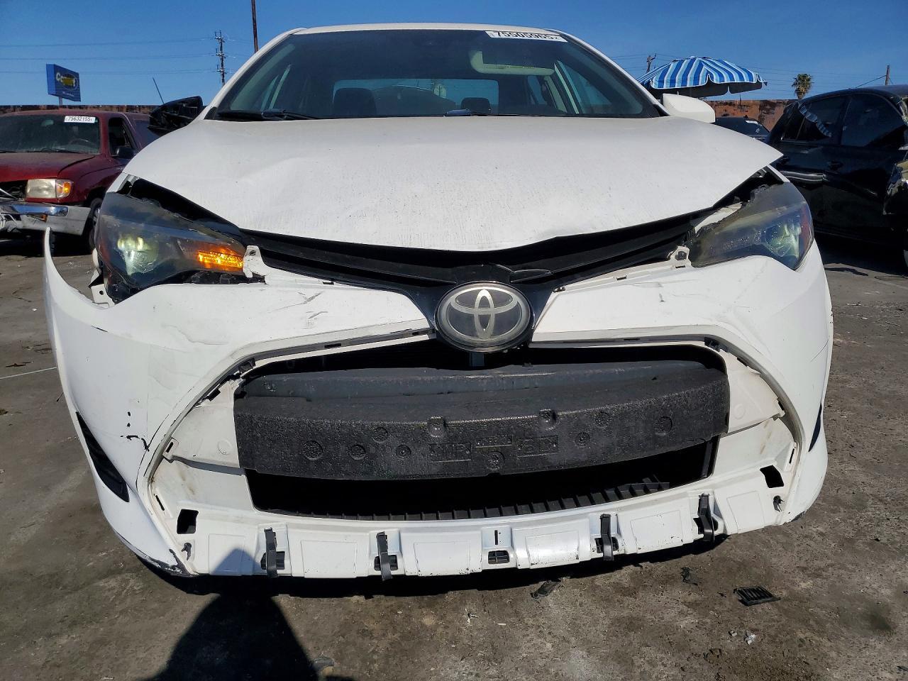 2017 TOYOTA COROLLA