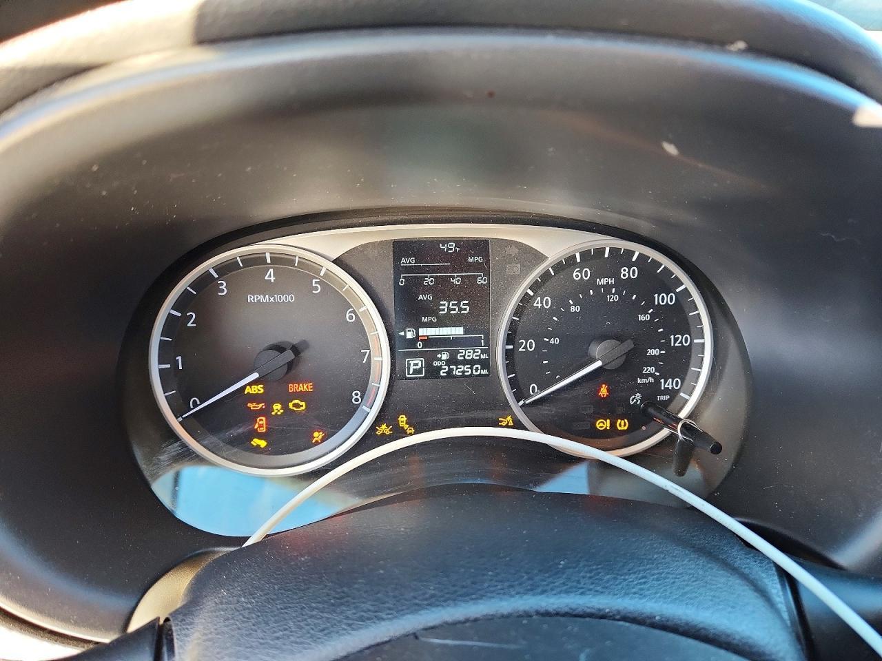 2021 NISSAN KICKS