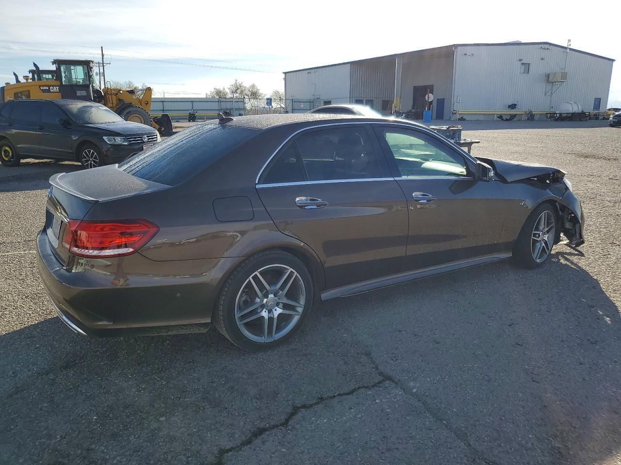2014 MERCEDES-BENZ E-Class