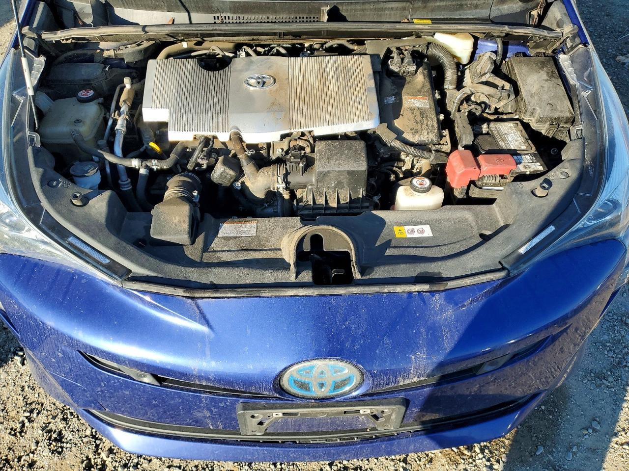 2016 TOYOTA PRIUS