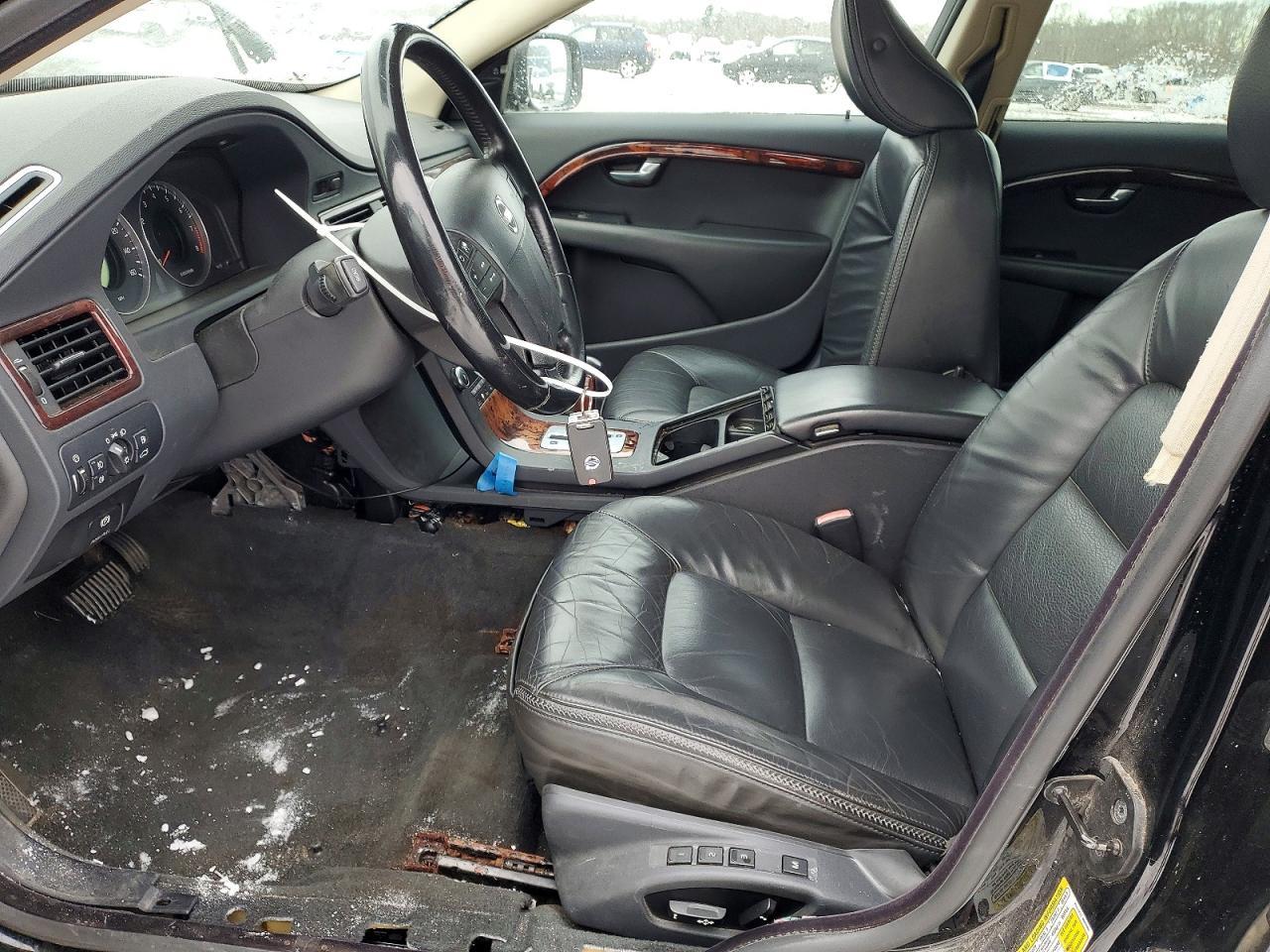 2008 VOLVO XC70
