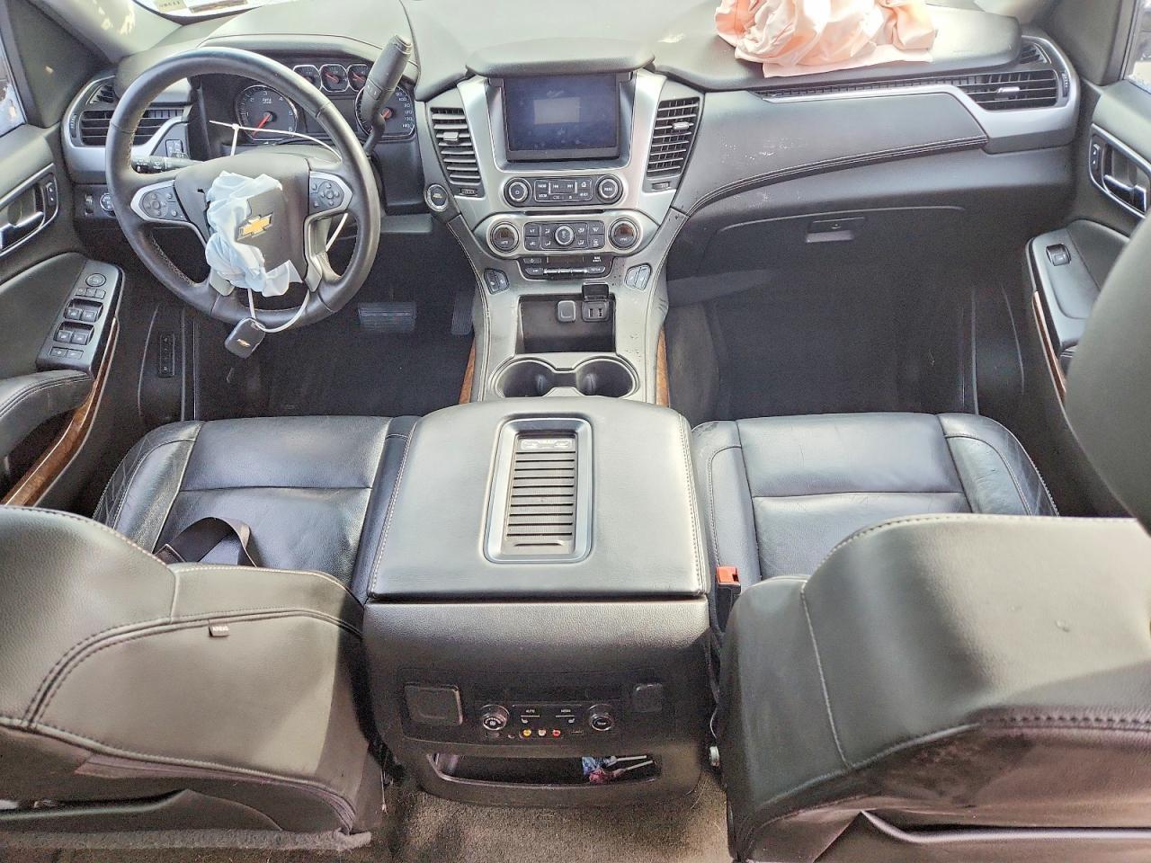 2016 CHEVROLET Suburban