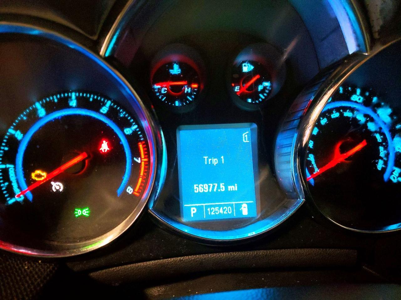 2011 CHEVROLET CRUZE