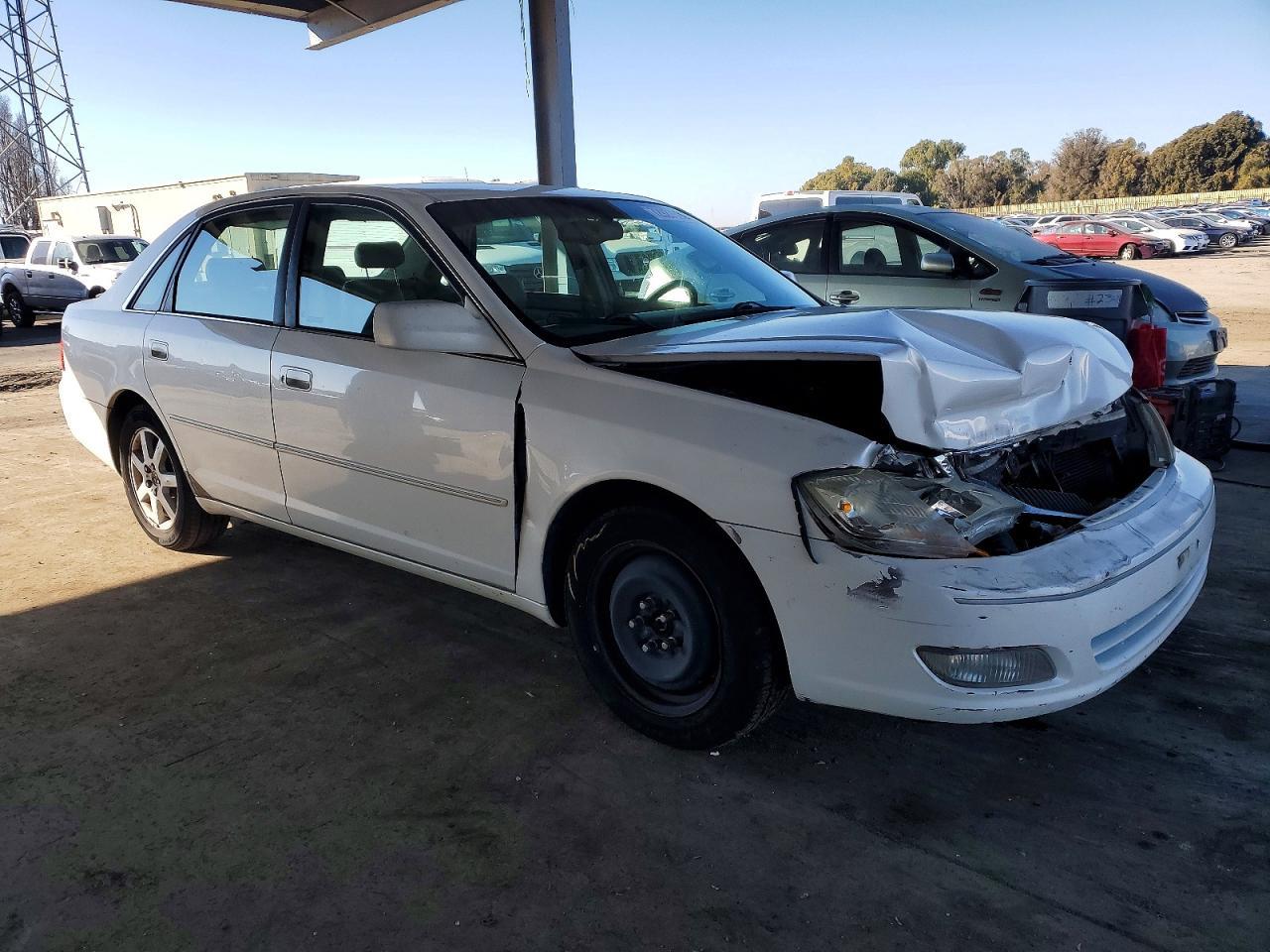 2000 TOYOTA Avalon