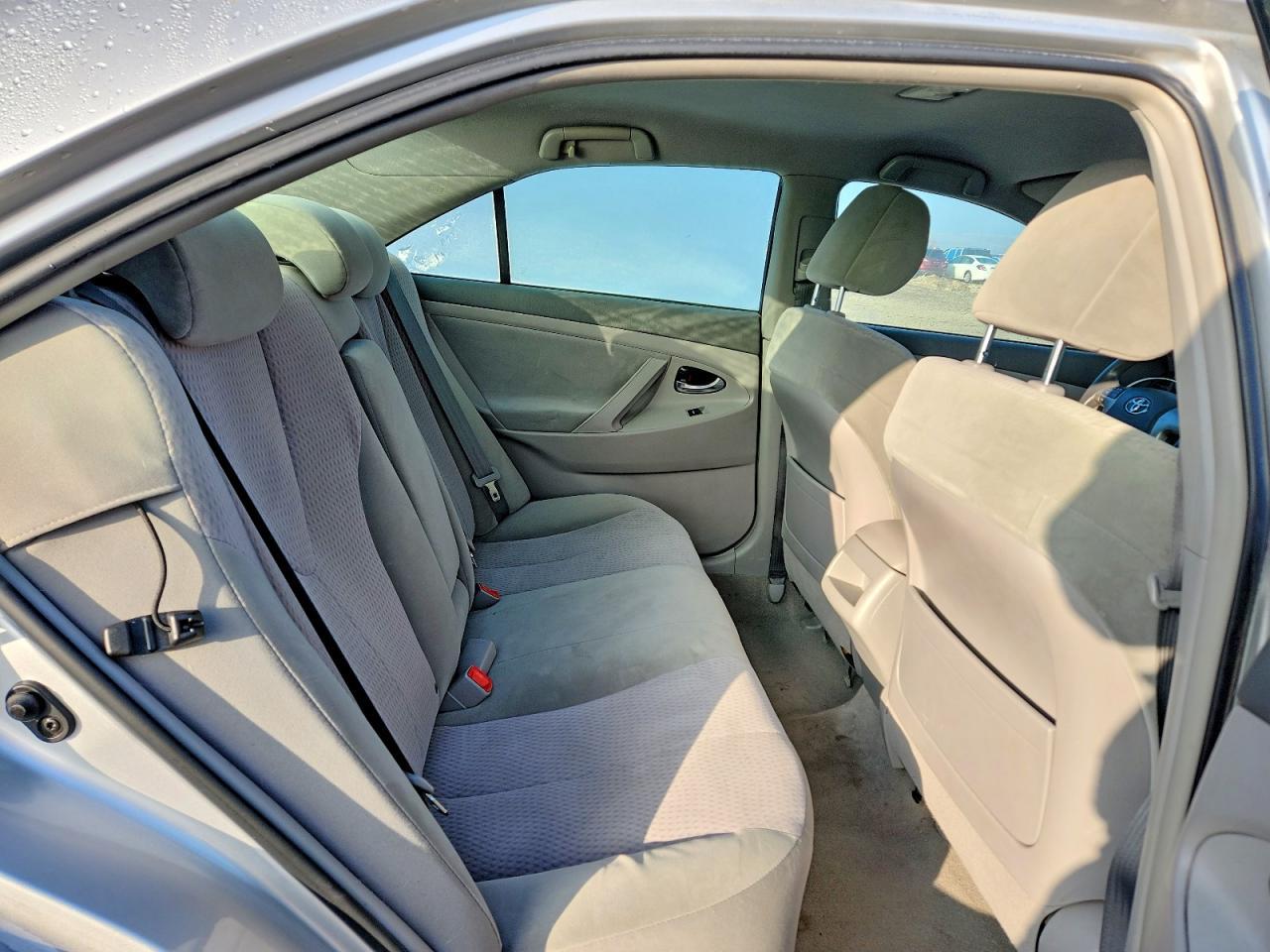 2010 TOYOTA CAMRY