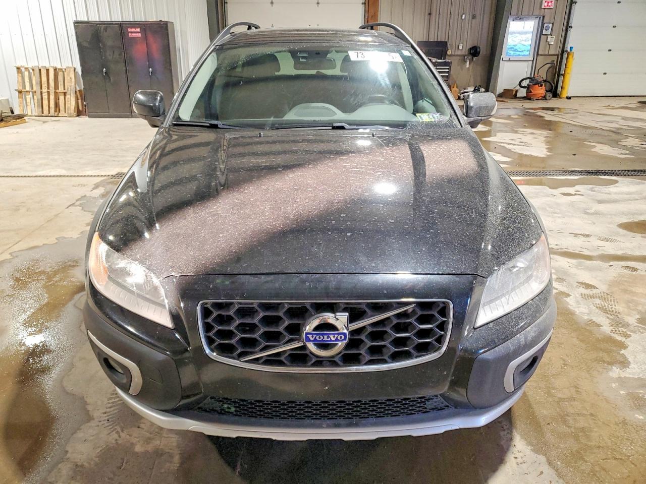 2014 VOLVO XC70